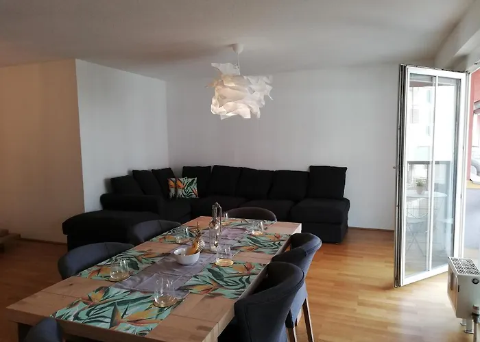 Mountain View Center 30 Apartment